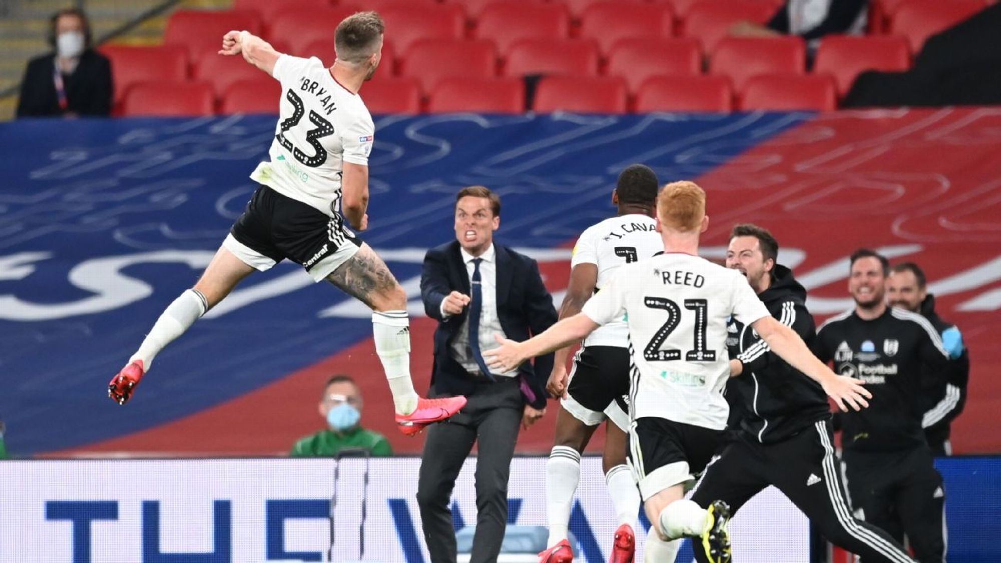 的首场比赛 的首场比赛