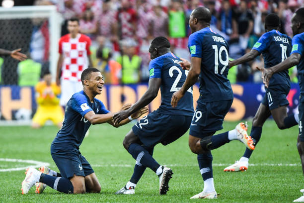 U国少队在 U国少队在