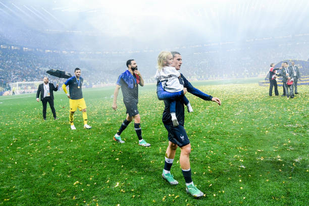 现和家族荣 现和家族荣